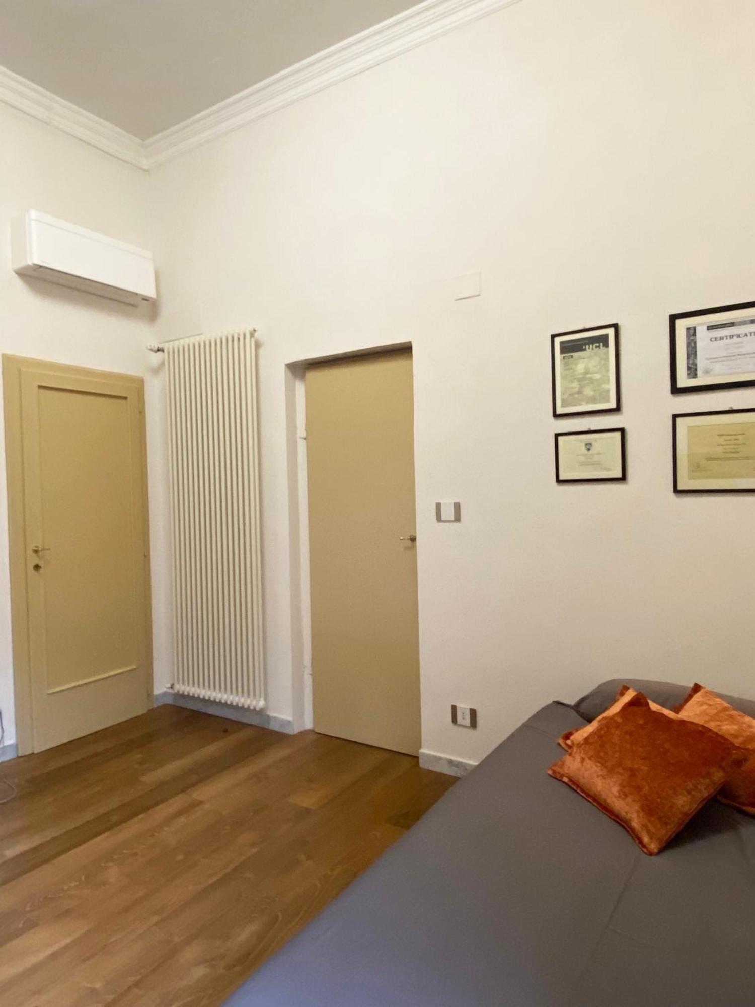 Hotel L'Antica Casa Sui Lungarni Di Pisa Esterno foto